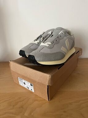 Veja Rio Branco Alveomesh Light Grey Pierre size 9/42